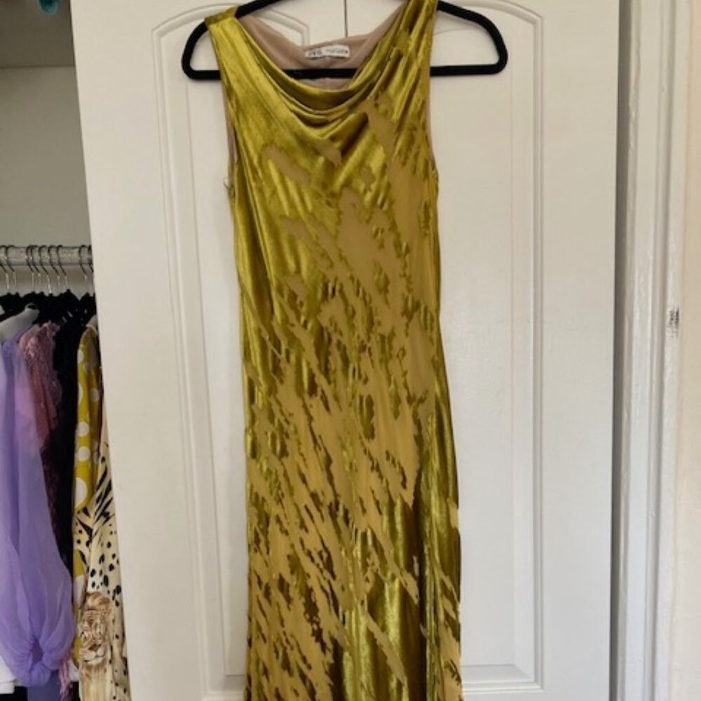 Zara gold velvet burnout dress midi size medium